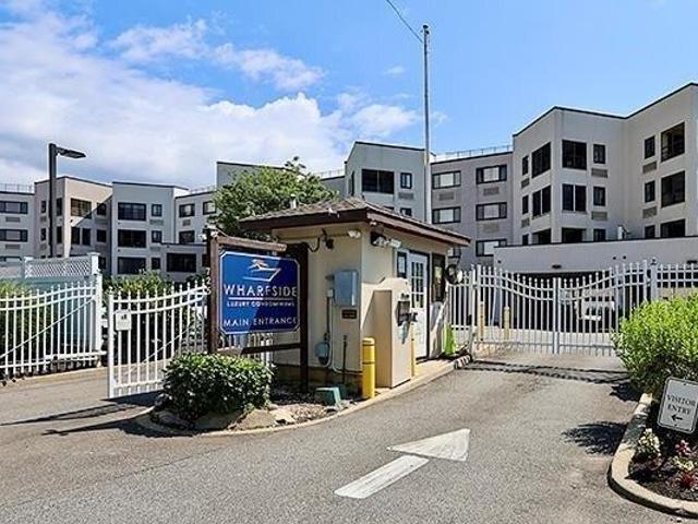 Condo for sale in Freeport