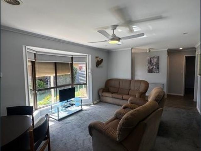 Apartment for rent in Rochester, Victoria