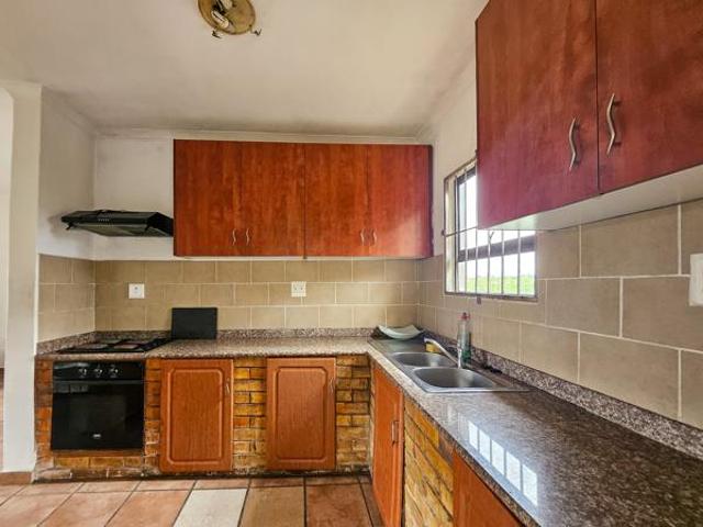 Property for rent in Seaview, Kwazulu-natal