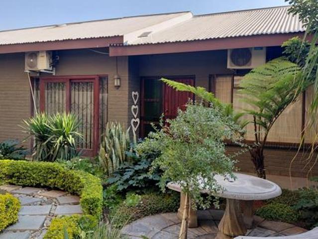 Property for rent in Hartbeespoort Dam Nature Reserve, North West