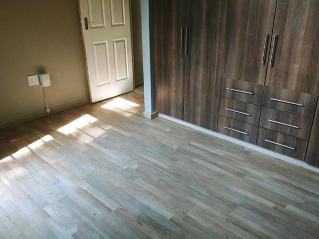 Property for rent in Seaview, Kwazulu-natal