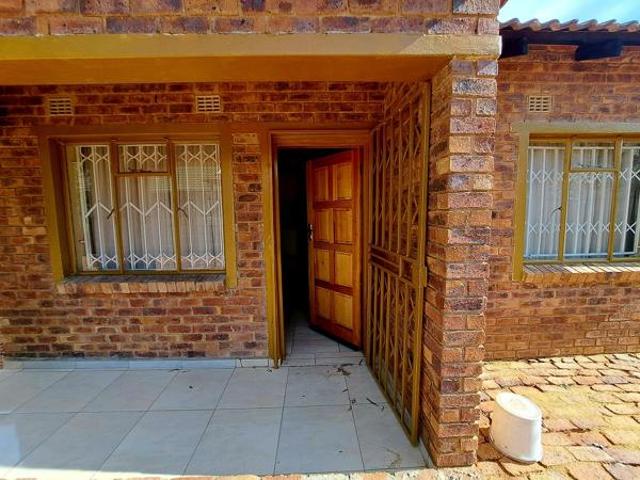 Property for rent in Jansenpark, City of Ekurhuleni Metropolitan Municipality