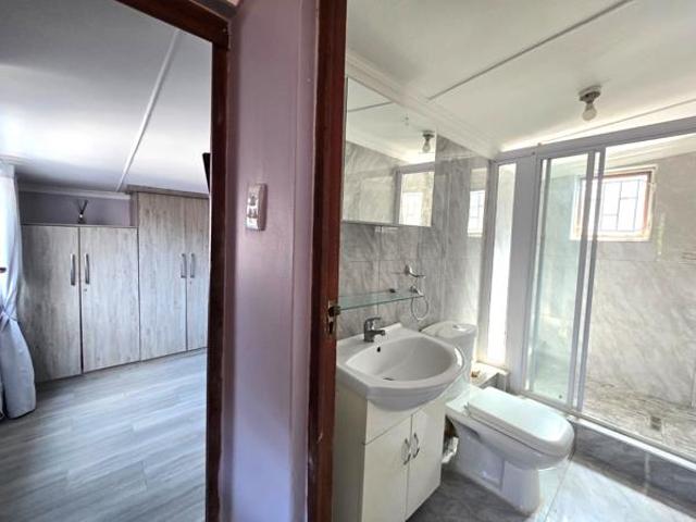 Property for rent in Seaview, Kwazulu-natal