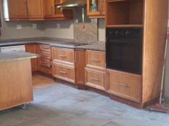 Property for rent in Seaview, Kwazulu-natal