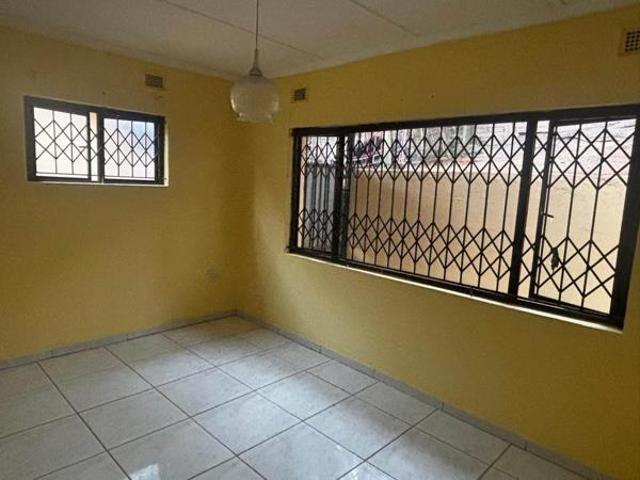 Property for rent in Seaview, Kwazulu-natal