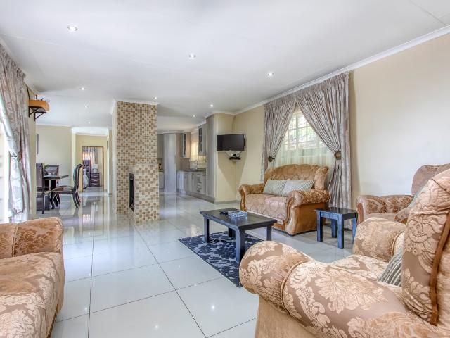 House for rent in Vosloorus, Gauteng