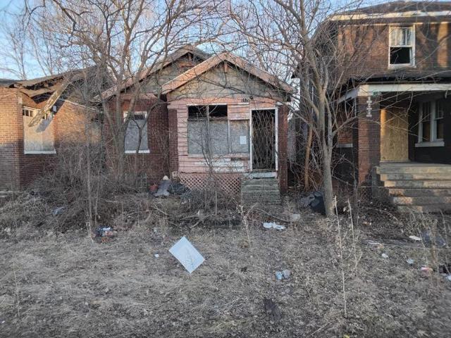 House for sale in Midtown, Gary