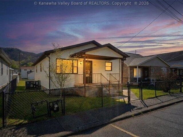 House for sale in Glasgow, West Virginia