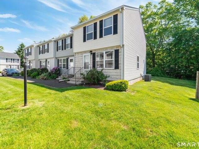 House for sale in Glastonbury, Connecticut