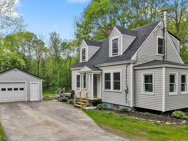 House for sale in Hermon, Maine