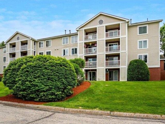 Condo for sale in Goffstown