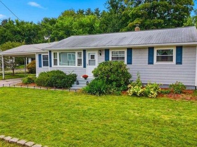 House for sale in Pinardville, Goffstown