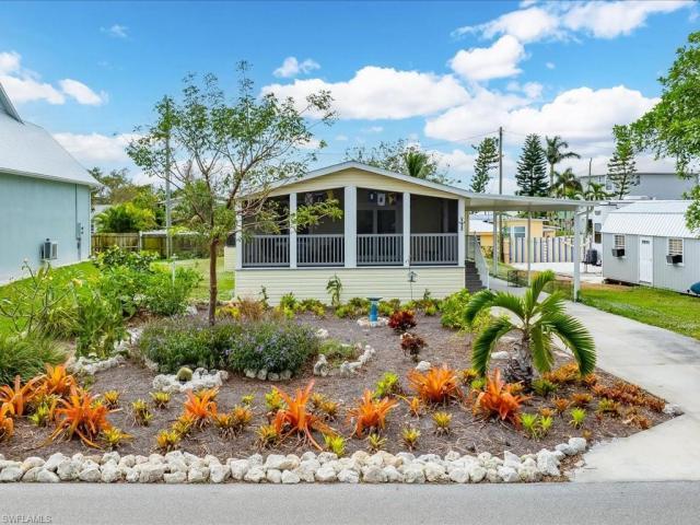 House for sale in Goodland House for sale in Goodland