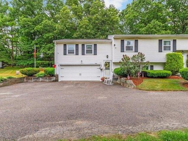 House for sale in Grafton, Massachusetts