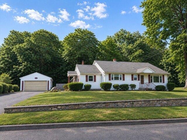 House for sale in Grafton, Massachusetts