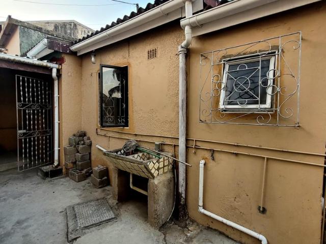 House for rent in Chatsworth, Kwazulu-natal