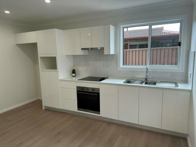 House for rent in St Clair, Sydney
