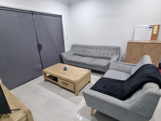 House for rent in Glenfield, Sydney