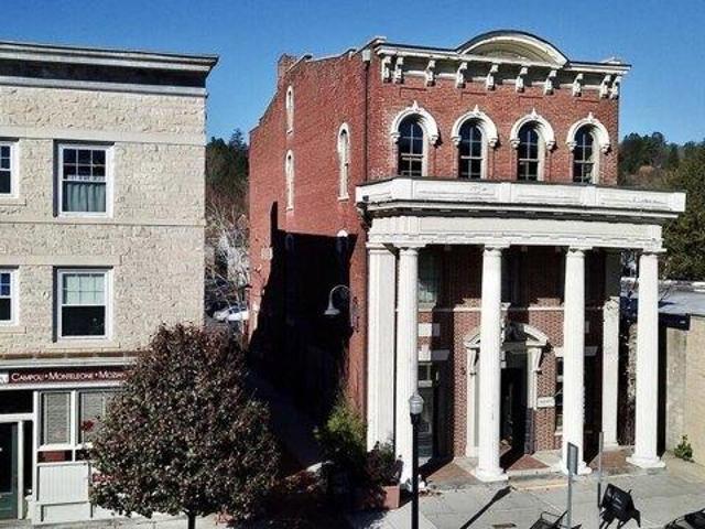 Condo for sale in Berkshire, Massachusetts