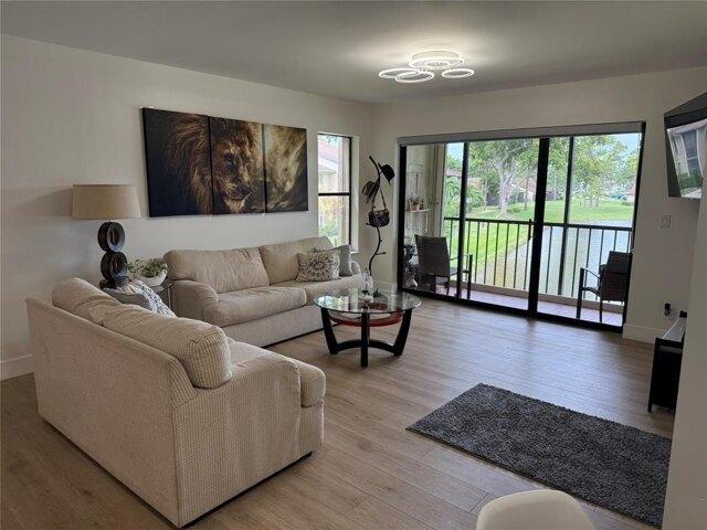 Condo for sale in Greenacres Condo for sale in Greenacres