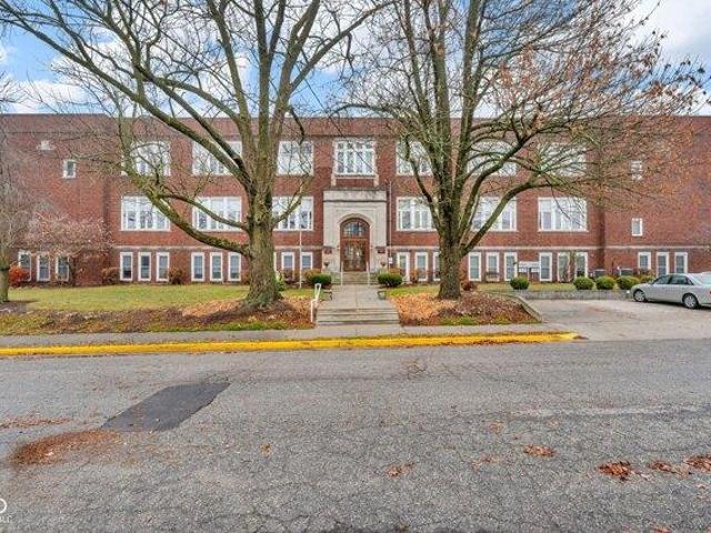 Condo for sale in Greencastle, Indiana