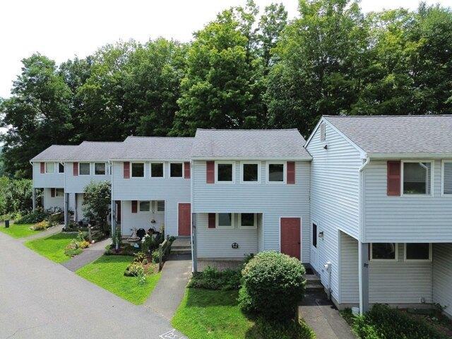 Condo for sale in Cheapside, Greenfield