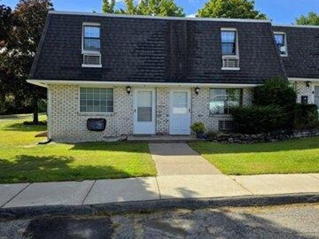 Condo for sale in Greenfield, Franklin County
