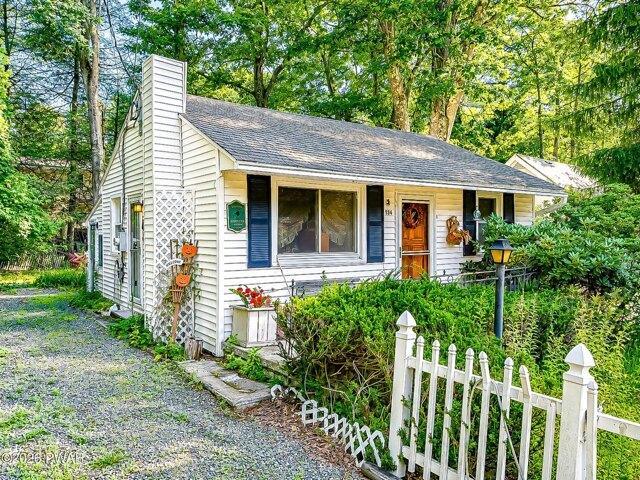 House for sale in Greentown, Pennsylvania