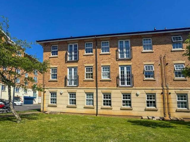 Flat for sale in Far Cotton and Delapre, Far Cotton