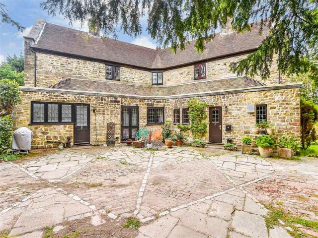 Flat for sale in Crowborough Warren, Cross In Hand