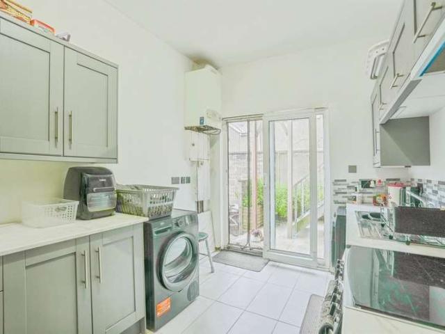 Flat for sale in Porthcawl, Nottage