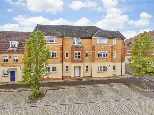 Flat for sale in Repton Park North, Bridgefield