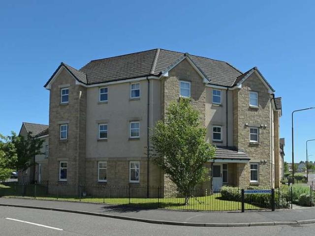 Flat for sale in Bathgate, Scotland