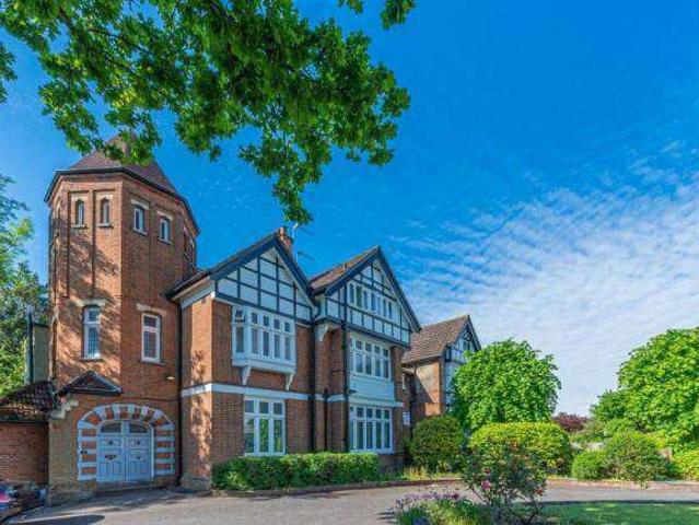 Flat for rent in Mottingham, Greater London