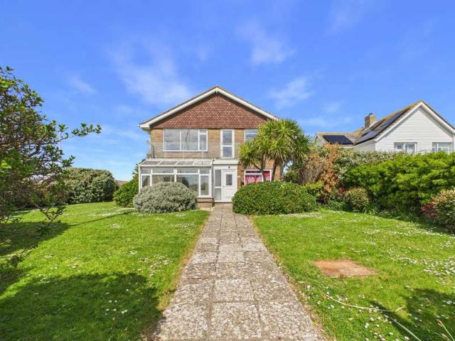 Flat for sale in Worthing, West Sussex