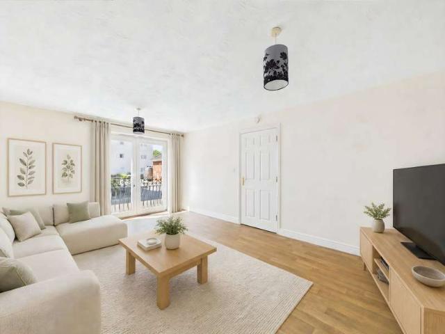 Flat for sale in Diss, South Norfolk