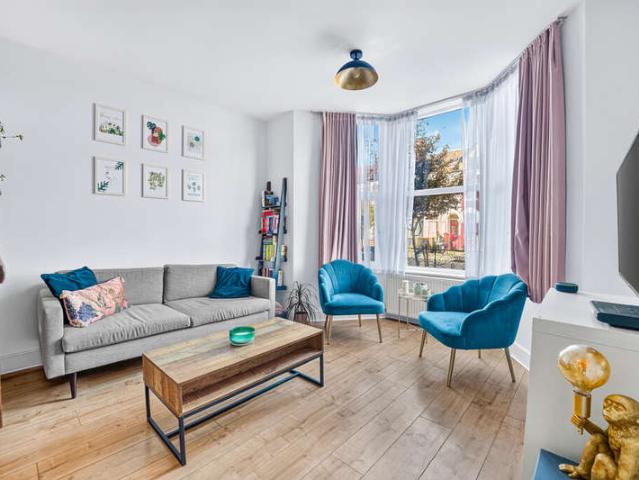 Flat for sale in The Sandlings Estate, Greater London