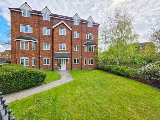 Flat for sale in Wombwell, South Yorkshire