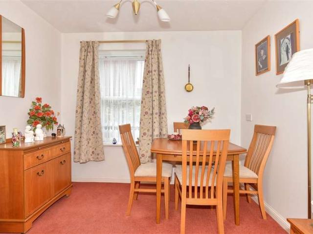 Flat for sale in St. Mildred's, The Bridge