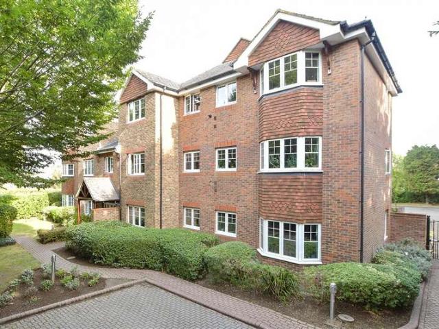 Flat for sale in North End, Mid Sussex