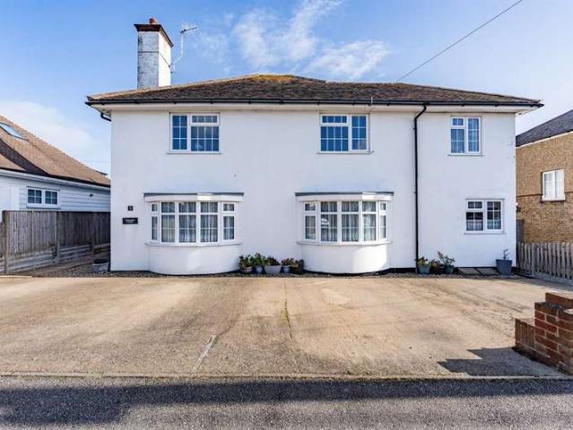 Flat for sale in South Tankerton, The Bridge