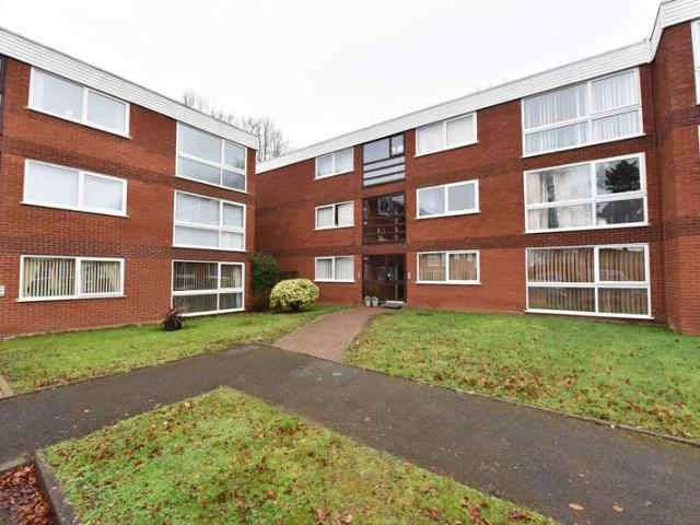 Flat for sale in Wordsley, West Midlands