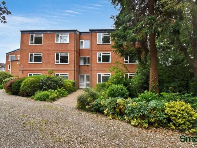 Flat for sale in St Leonards, Watergate