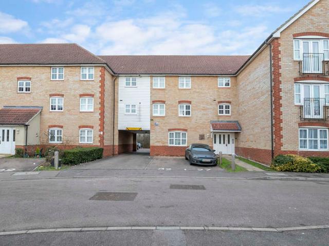 Flat for rent in Epping, Essex