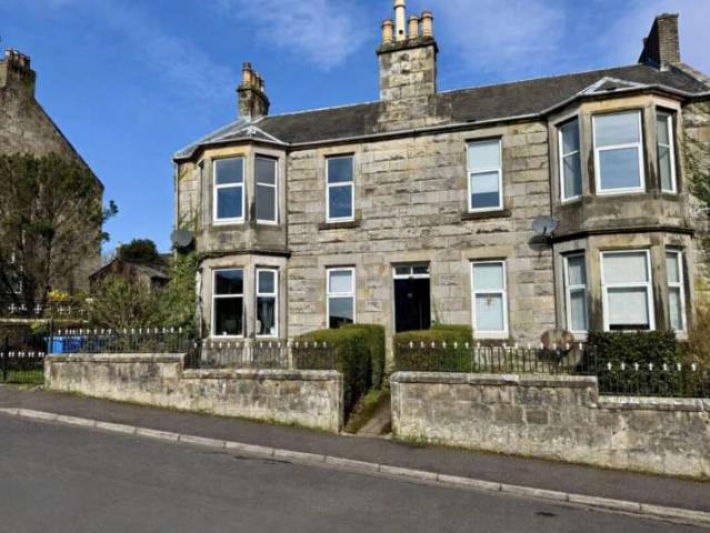 Flat for sale in West Kilbride, Scotland