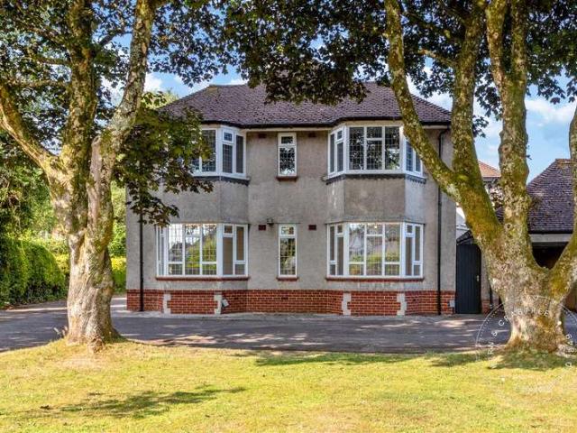 Flat for sale in Falcon Lodge, Wales
