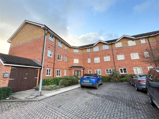 Flat for sale in Colshaw Farm, Wilmslow
