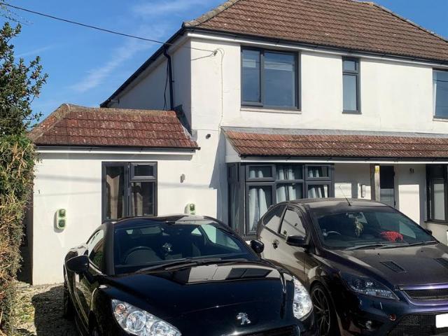 Flat for sale in World's End, Perryfields