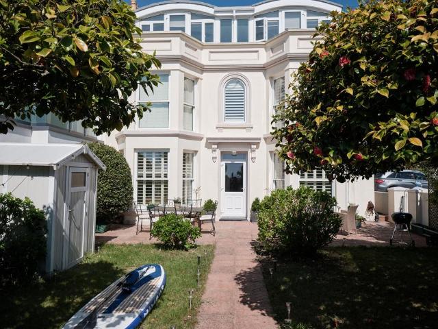 Flat for sale