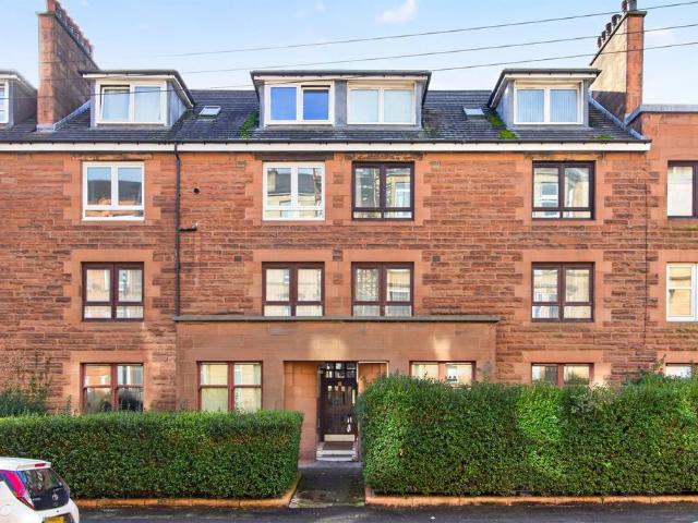 Flat for sale in The Drives, Glasgow